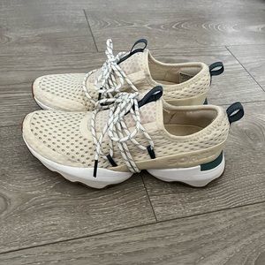 Sorel sneakers - size 7